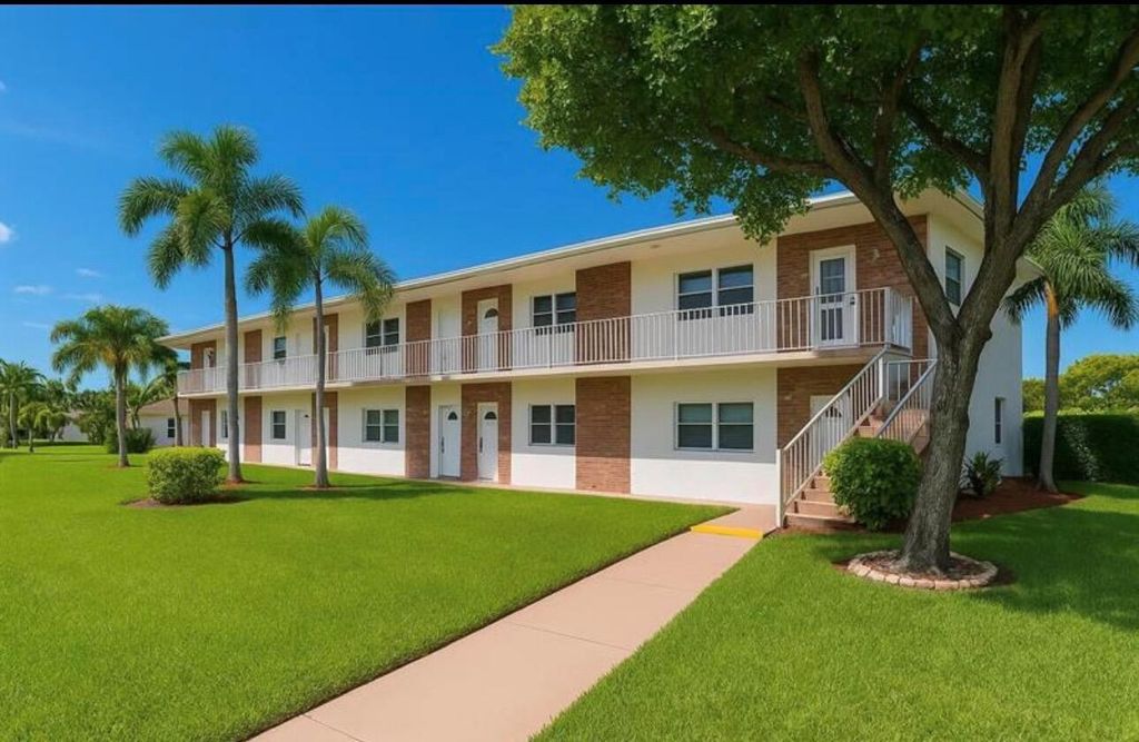 2851 E Golf Boulevard 206, Pompano Beach, FL 33064