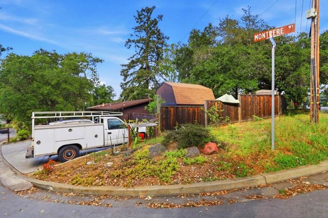 18600 Montpere Way, Saratoga, CA 95070