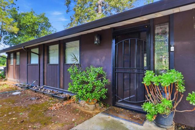 18600 Montpere Way, Saratoga, CA 95070