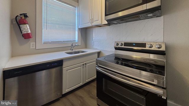 242 MARGATE RD, Upper Darby, PA 19082
