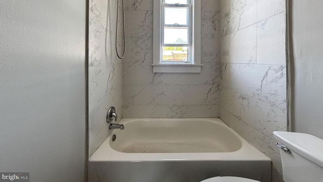 242 MARGATE RD, Upper Darby, PA 19082
