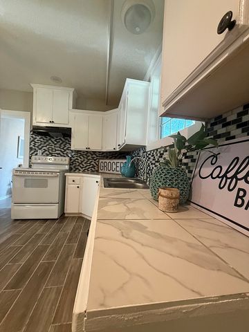 805 W Green Street, Palestine, TX 75801