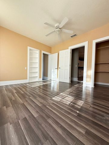 805 W Green Street, Palestine, TX 75801