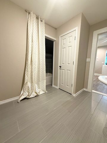 805 W Green Street, Palestine, TX 75801