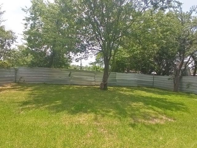 7828 Pardee Street, Houston, TX 77028