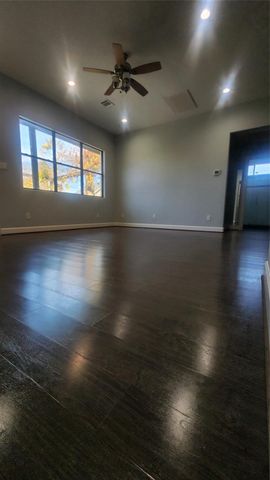 7828 Pardee Street, Houston, TX 77028