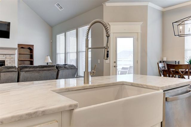 2700 Samuel Circle, Yukon, OK 73099