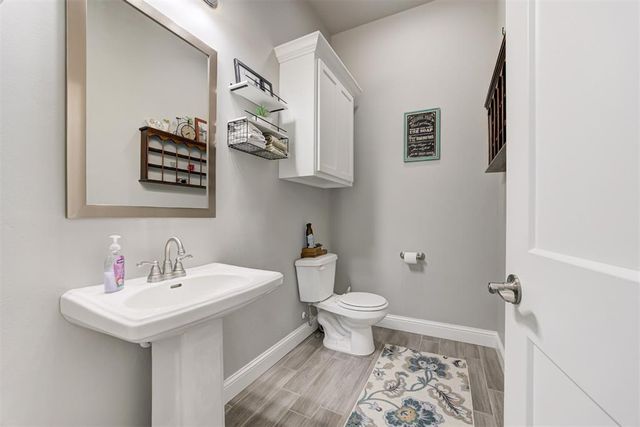 2700 Samuel Circle, Yukon, OK 73099