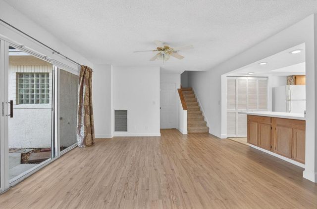 11556 Winchester Drive, Palm Beach Gardens, FL 33410