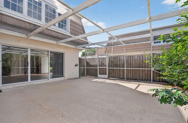 11556 Winchester Drive, Palm Beach Gardens, FL 33410