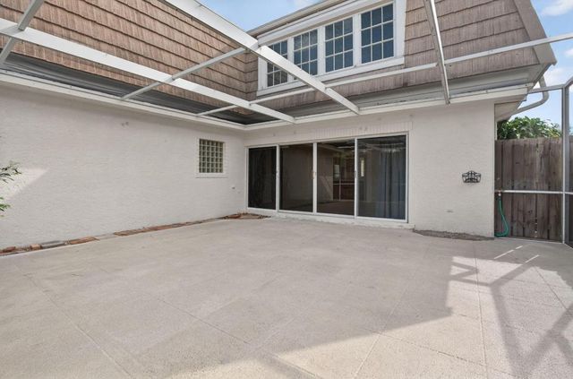 11556 Winchester Drive, Palm Beach Gardens, FL 33410