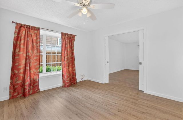 11556 Winchester Drive, Palm Beach Gardens, FL 33410