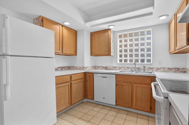 11556 Winchester Drive, Palm Beach Gardens, FL 33410