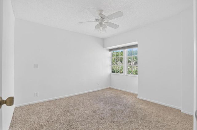 11556 Winchester Drive, Palm Beach Gardens, FL 33410