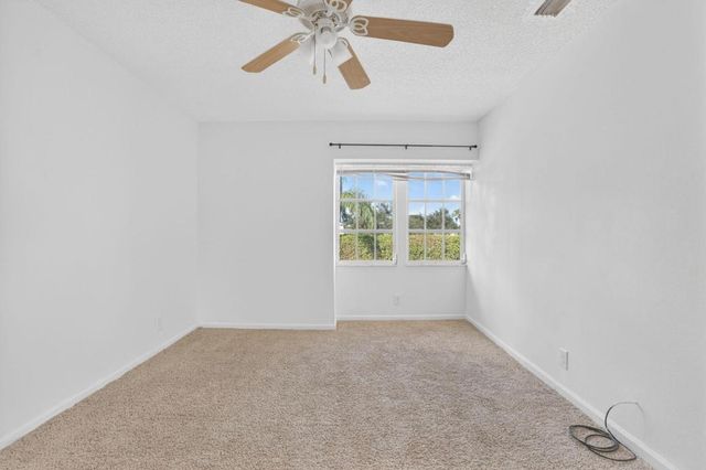 11556 Winchester Drive, Palm Beach Gardens, FL 33410