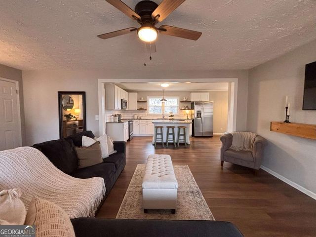 163 Walker Road, Cartersville, GA 30121