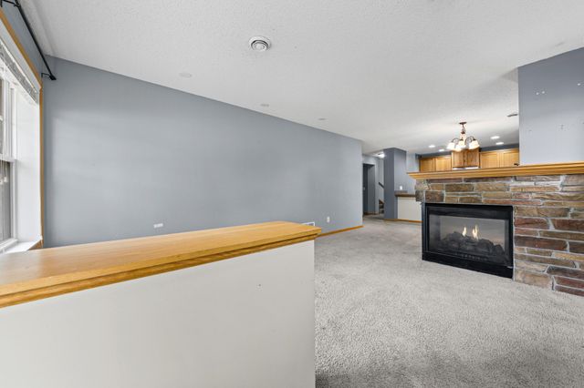10856 Kingsfield Lane, Woodbury, MN 55129