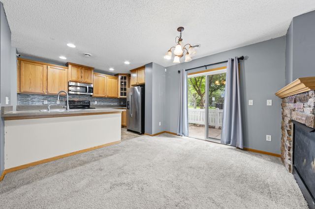 10856 Kingsfield Lane, Woodbury, MN 55129