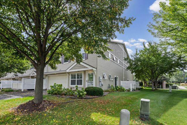10856 Kingsfield Lane, Woodbury, MN 55129