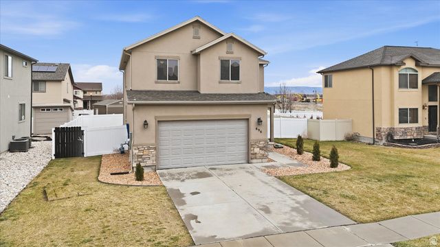 696 N DEVONSHIRE DR, Saratoga Springs, UT 84045