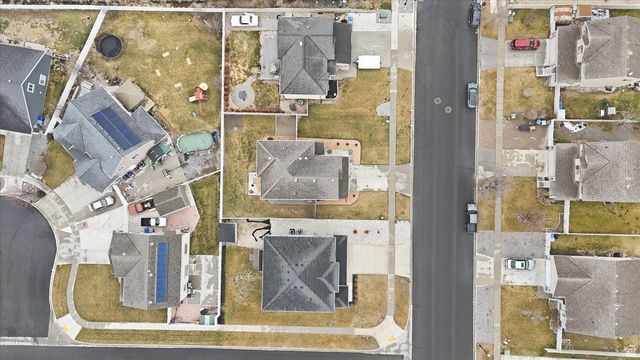 696 N DEVONSHIRE DR, Saratoga Springs, UT 84045