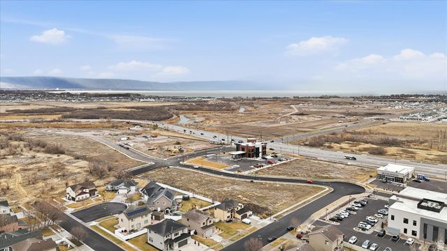 696 N DEVONSHIRE DR, Saratoga Springs, UT 84045