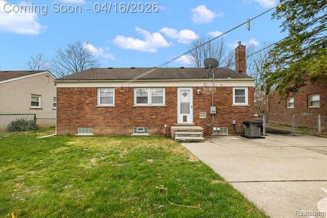 30140 Orangelawn Street, Livonia, MI 48150