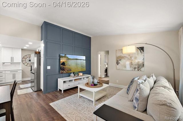 30140 Orangelawn Street, Livonia, MI 48150