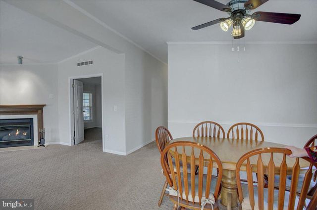 4 LANTERN LN, Shippensburg, PA 17257