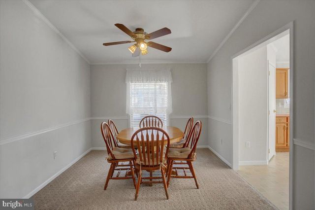 4 LANTERN LN, Shippensburg, PA 17257