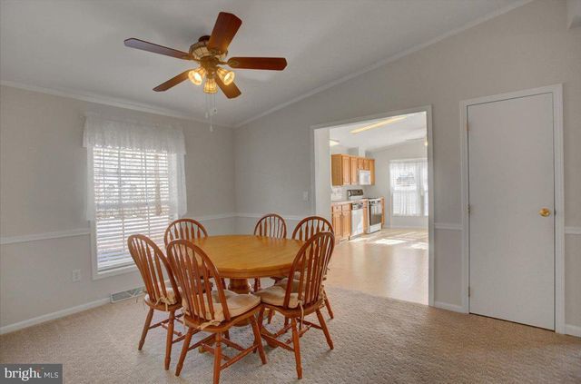 4 LANTERN LN, Shippensburg, PA 17257