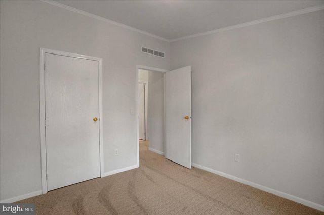 4 LANTERN LN, Shippensburg, PA 17257