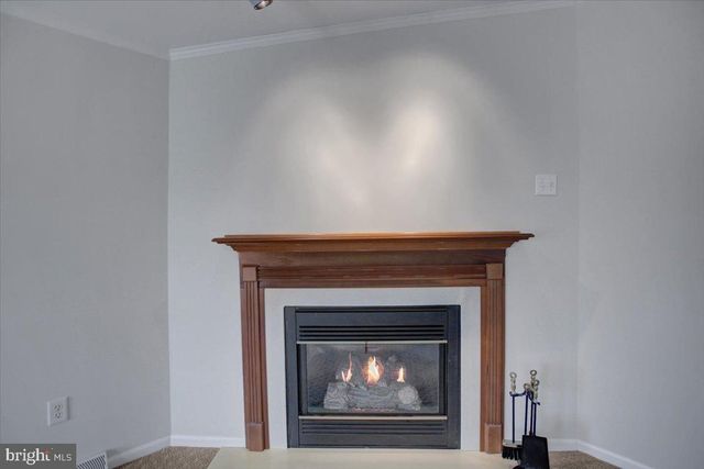 4 LANTERN LN, Shippensburg, PA 17257