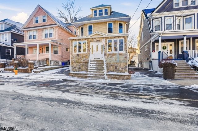 71 Oakland Ter, Newark City, NJ 07106