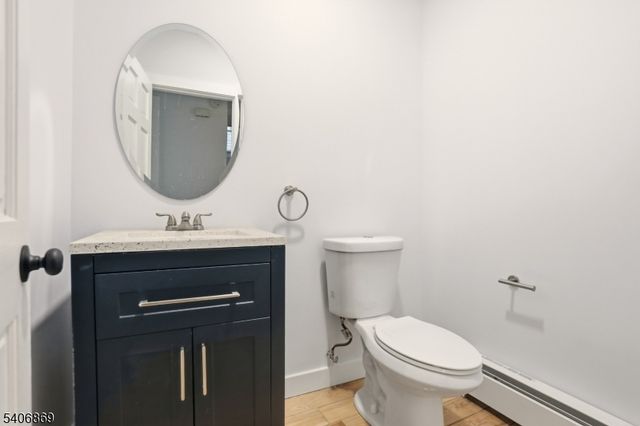 71 Oakland Ter, Newark City, NJ 07106