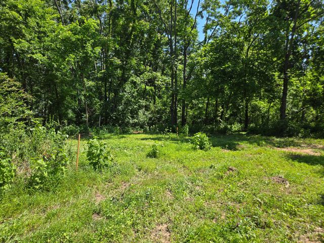 18 Dry Creek Rd, Goodlettsville, TN 37072