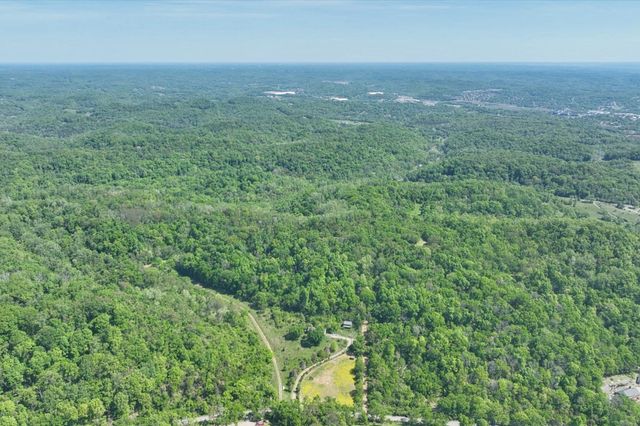 18 Dry Creek Rd, Goodlettsville, TN 37072