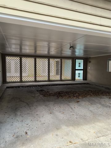 2065 Hazel Hedge Lane, Montgomery, AL 36106