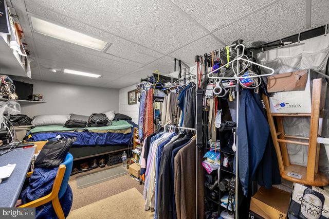 121 N GOVERNOR PRINTZ BLVD, Essington, PA 19029