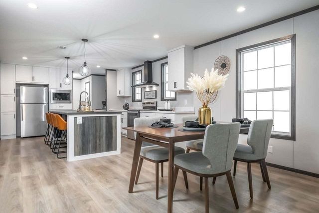 17026 NW 300th Street, Okeechobee, FL 34972