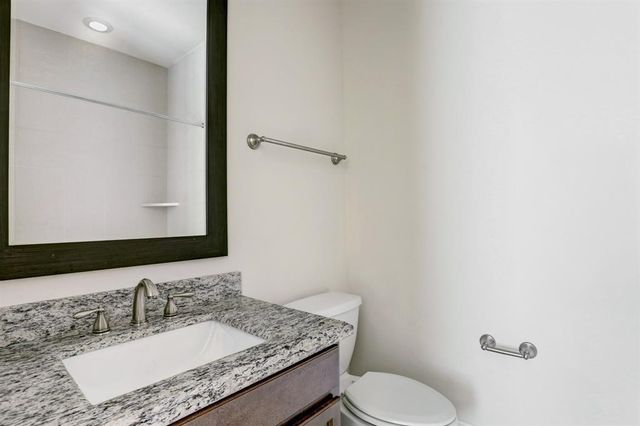 9676 Knight Road, Houston, TX 77045