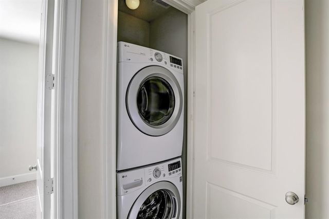 9676 Knight Road, Houston, TX 77045