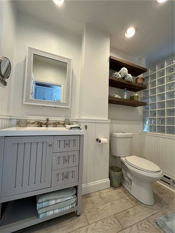 21 Connection Street, Newport, RI 02840