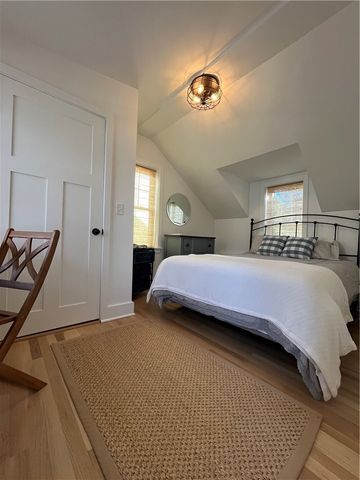 21 Connection Street, Newport, RI 02840