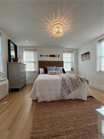 21 Connection Street, Newport, RI 02840