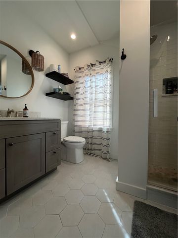 21 Connection Street, Newport, RI 02840