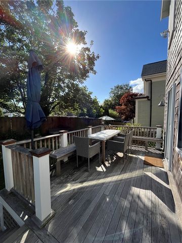 21 Connection Street, Newport, RI 02840