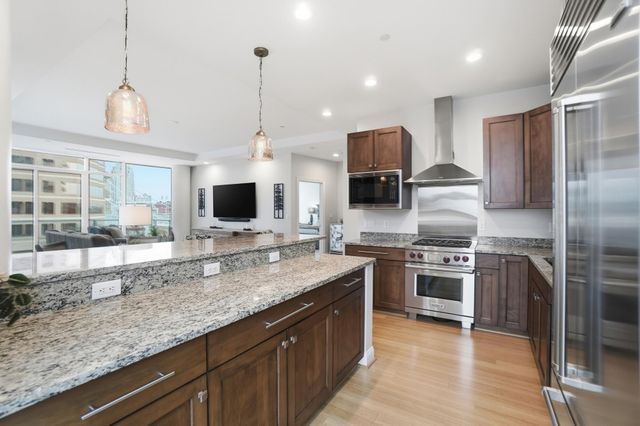 1 Roebling Way, 401, Covington, KY 41011