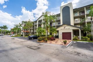 1300 SW 130th Ave 111F, Pembroke Pines, FL 33027