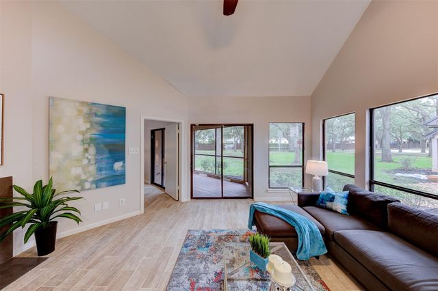 4144 Greystone Way 201, Sugar Land, TX 77479